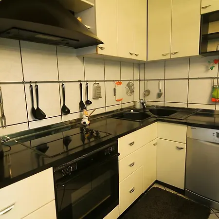 Guest House More 3* 리예카