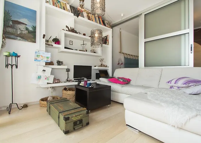 Guest House More 3*