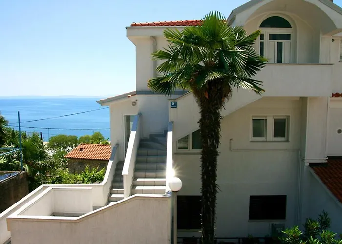 Guest House More 3*